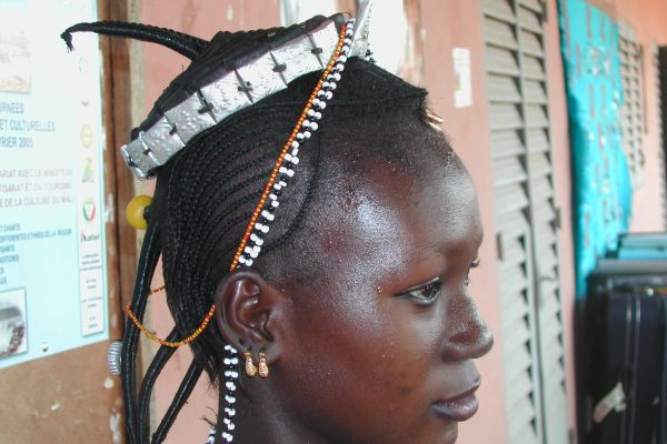 fille-kassonke-297AAA9DD-40E9-2C81-1956-1B3F2F3E4485.jpg